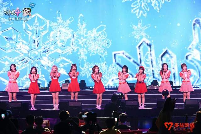 SNH48|SNH48 Team X队超短裙亮相神武之夜 元气少女掀起舞台颜值风暴