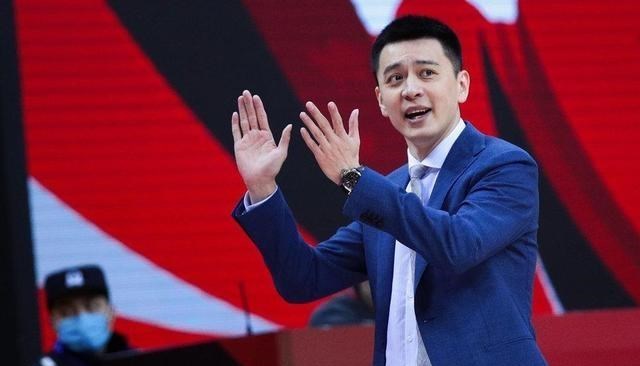 小喵姐|郭士强辞任国家队助理教练，杜峰寻帮手，杨鸣或进入助教团队