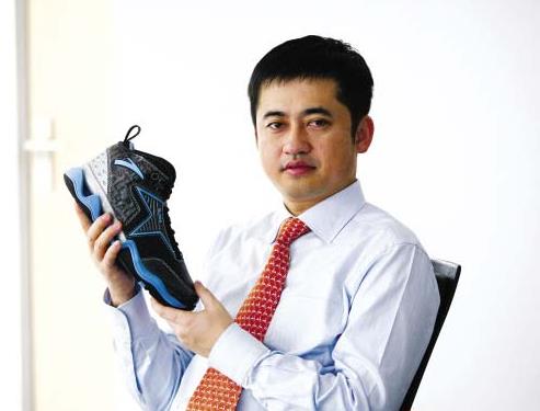 中國“新鞋王”易主，現與阿迪達斯“齊名”，市值成功突破3000億-圖5