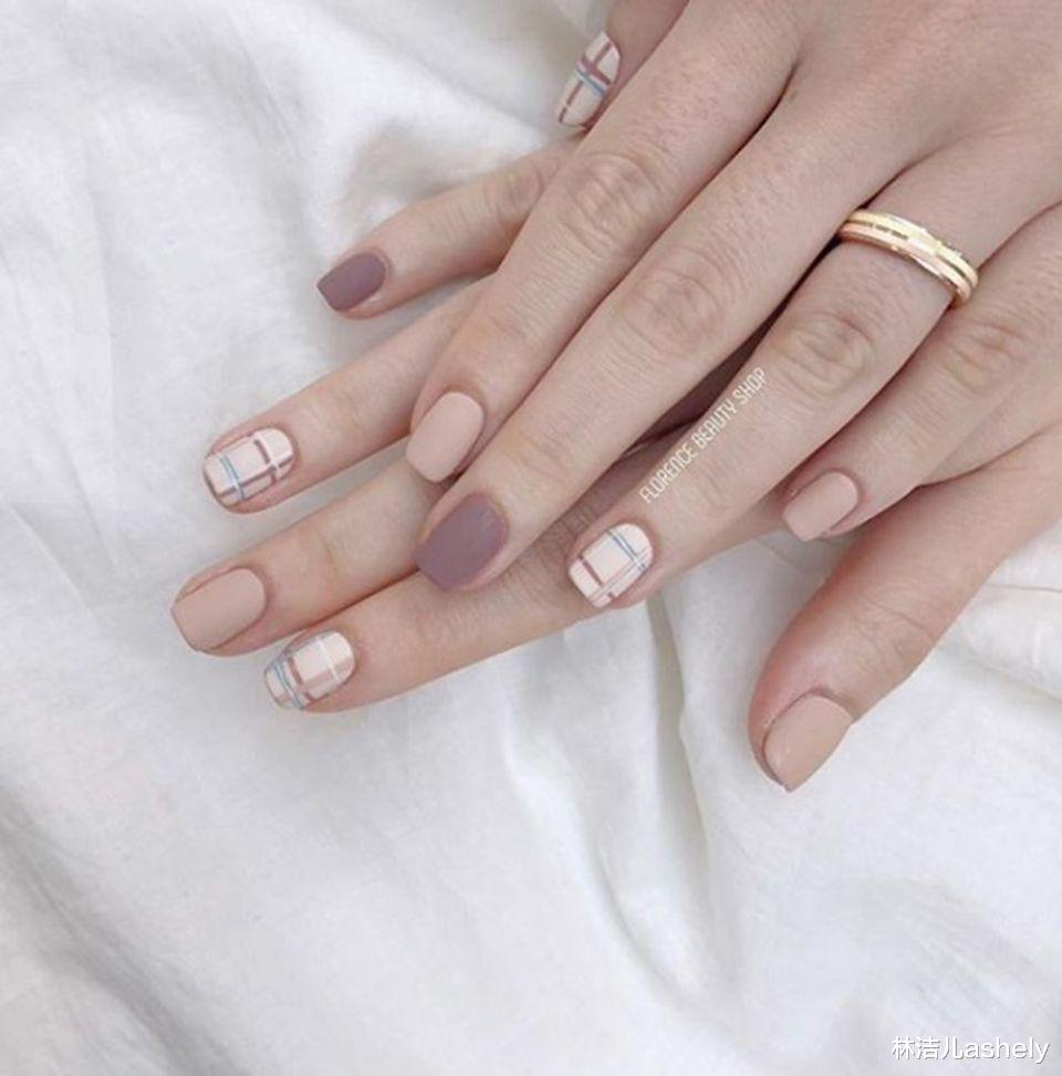 粉色|杨幂钟爱的红色美甲太抢眼?赵露思、宋茜爱不释手的裸粉色更温柔