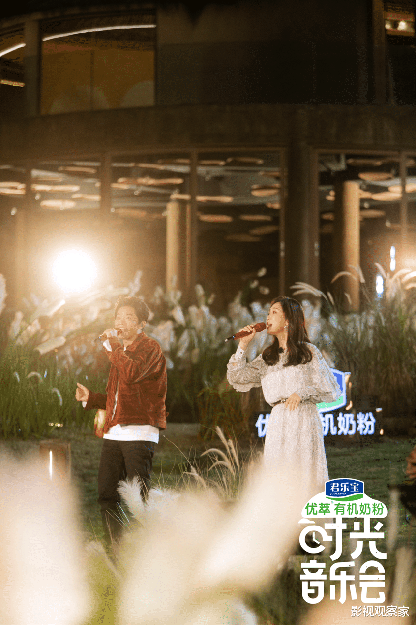 时光音乐会|《时光音乐会》首播收视夺冠！8位歌手动情献唱，金曲从不随时光散去