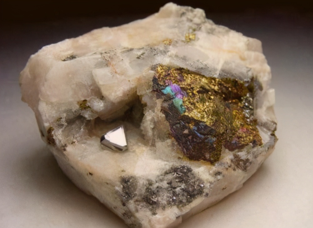 供應鏈管理 中國棋高一著，美國落入下風，礦業巨頭CEO：中國能卡西方脖子