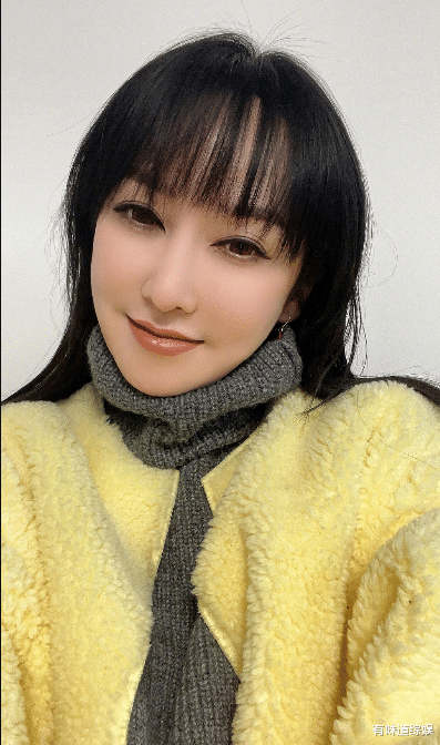 萨顶顶|有种“整容”叫萨顶顶卸妆，神婆变女神，网友：早这样早就火了