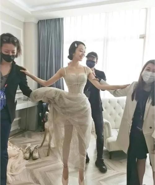 郎朗|郎朗：爱上巩新亮4年不公开，嫁进他家门槛有多高？