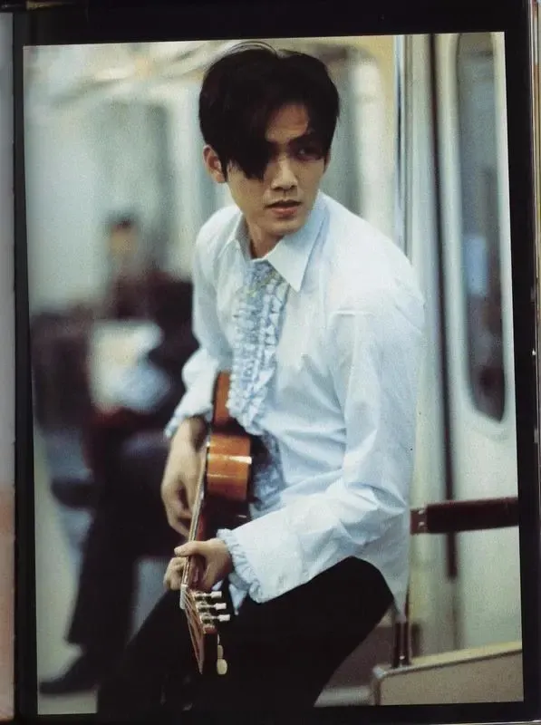 李绮红|昔日最甜港姐，“毁容式”近照曝光：爆红退圈的她如今怎么过成了这样？