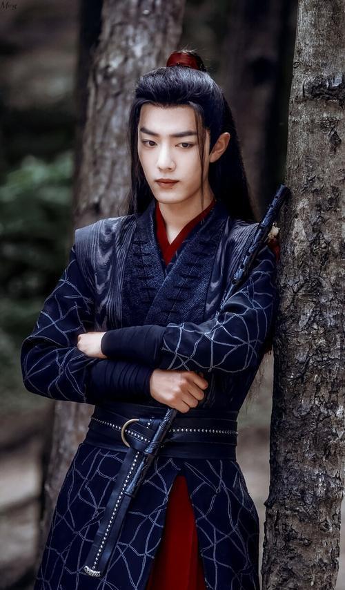 肖战|肖战再接再厉！个人再创“新成绩”道出成名艰辛，粉丝新战绩出炉