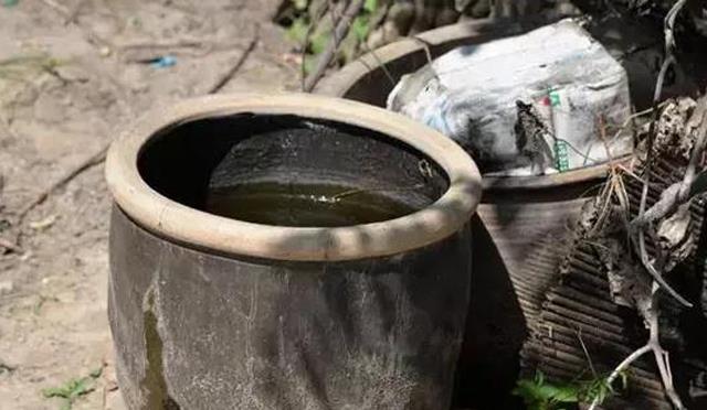 小超侃事|老物件备受追捧，不少“破玩意”回收价翻番，家里有的或能发笔财