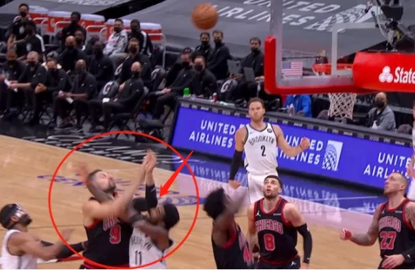 凱里·歐文|看著都痛，歐文傷退！阿杜這是什么神仙命中率？拉文空砍41分