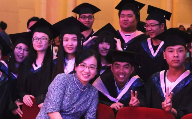 大学生|00后大学生“辞职信”火了，原因嚣张且五花八门，老板无奈准许