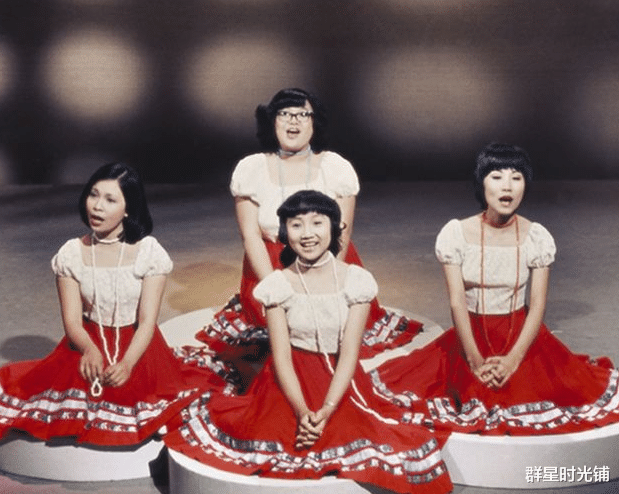 张德兰|张德兰:春晚唱《春光美》红遍全国,27岁因爱隐退,弃艺从医