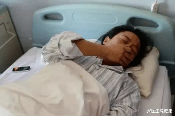 罗医生说健康|28岁女子胸痛检查，被确诊乳腺癌，病床上痛哭：全是男友惹的祸