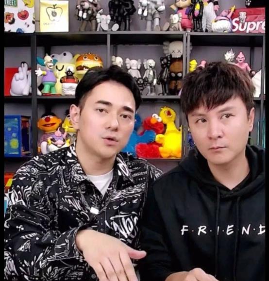 朱桢|东方卫视过气主持人现状,带儿子拍写真,新老婆终于不再是网红脸