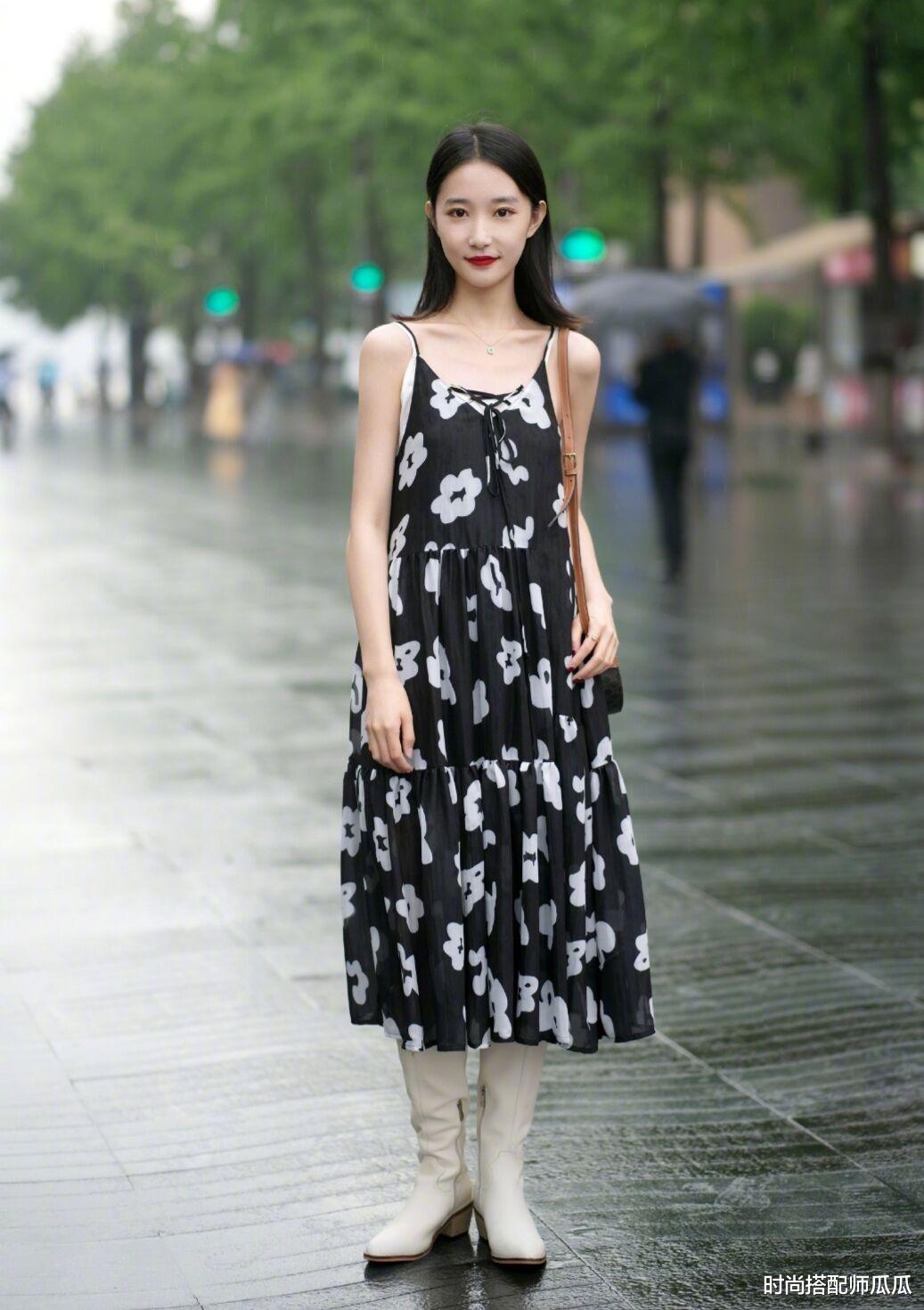时尚搭配师瓜瓜|?穿连衣裙时，建议少搭这三种鞋子，显腿短！多穿这3种，舒适百搭