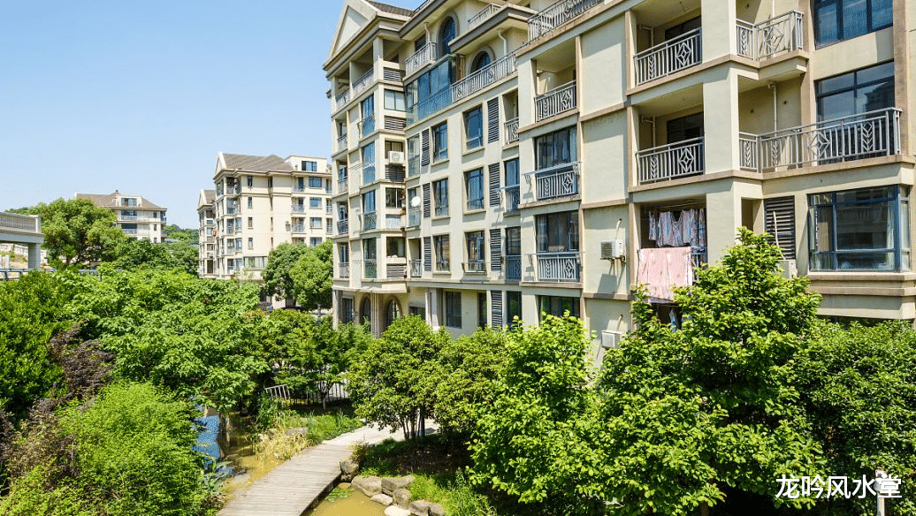 |龙吟师傅来和大家说说坐北向南的住宅