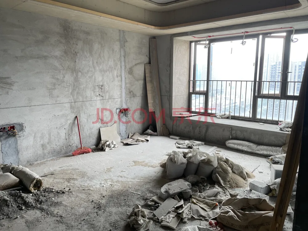 购房置业|5.17万/平不含税！千灯湖毛坯1473万成交，业主却说真便宜