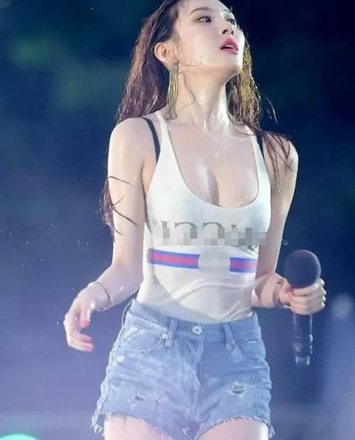 花影爱花 “南韩第一腿精\＂明星李宣美，12岁进女团赚钱养家，给经纪人打钱