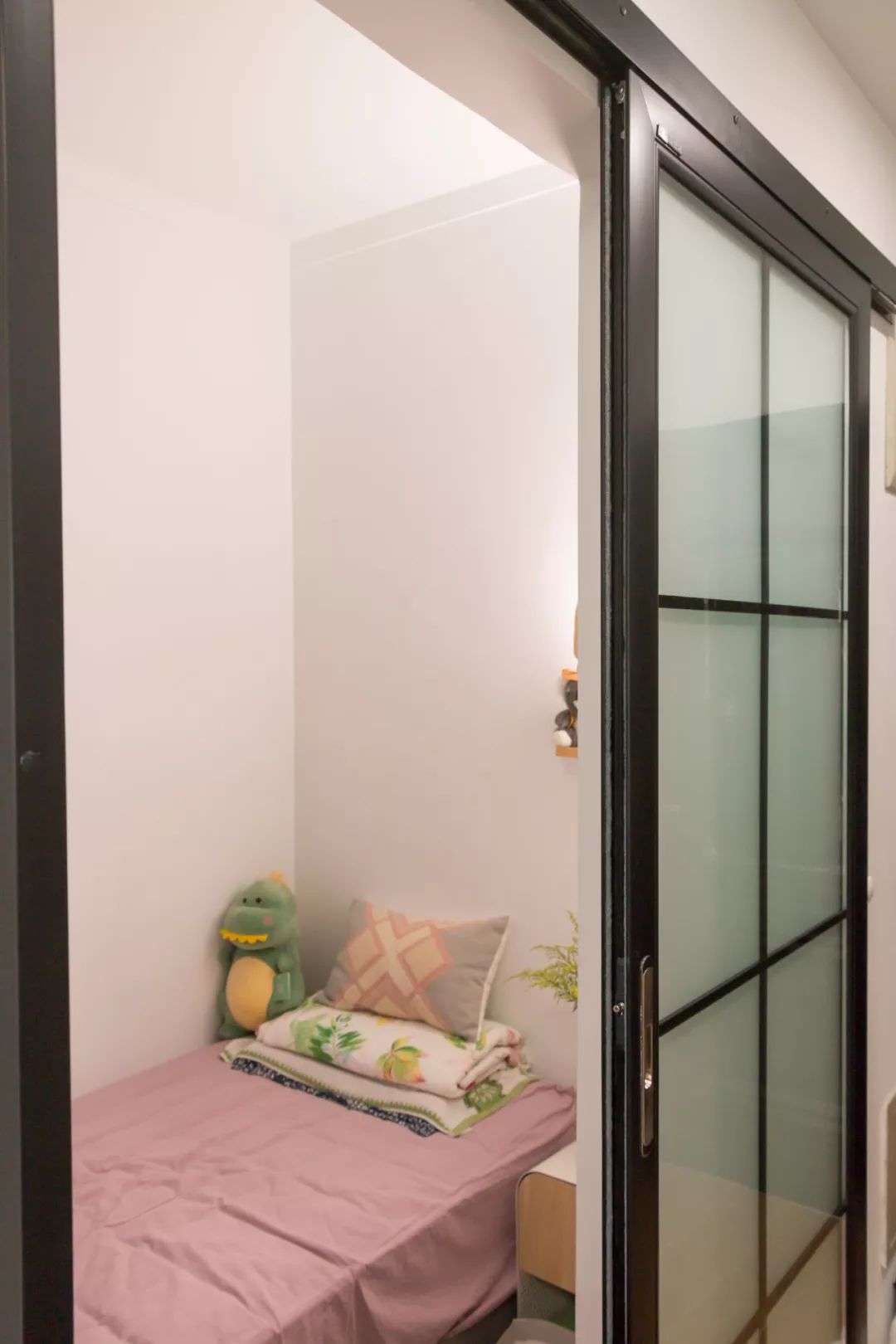 33㎡小宅一室改二室，兼顾采光与收纳，还有迷你儿童房！