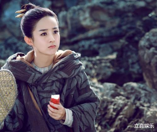 赵丽颖|赵丽颖工作时被2岁儿子探班超暖心 单亲家庭孩子依然可以健康成长