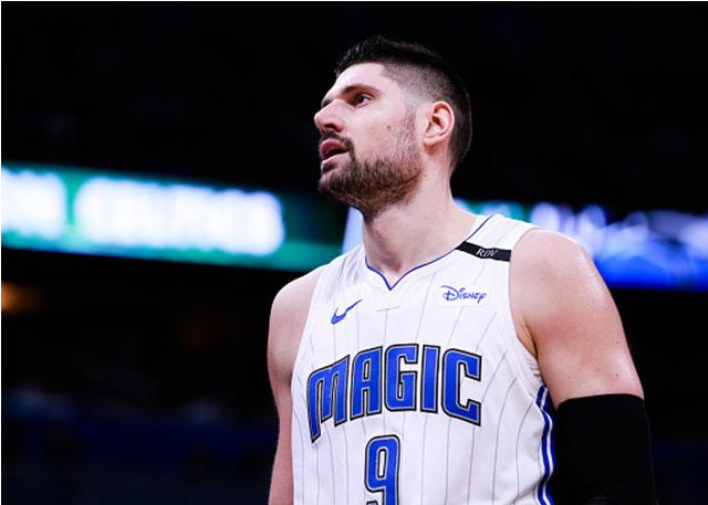 魔术队|飙进10记三分球，只有2次罚球！库里40+8+5+4，勇士力克魔术！