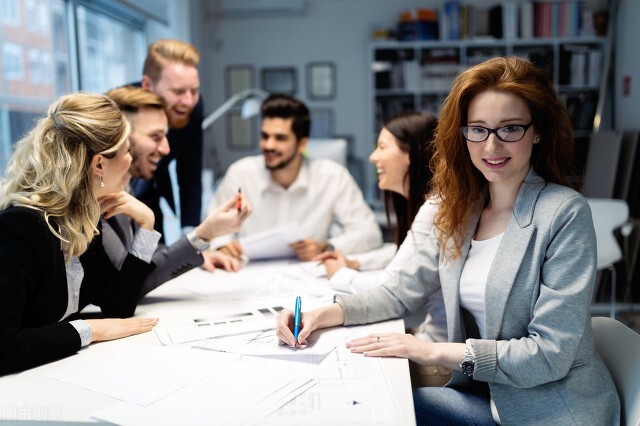 |职场现象——职场内卷，高手是如何以逸待劳，轻松摘桃子的？