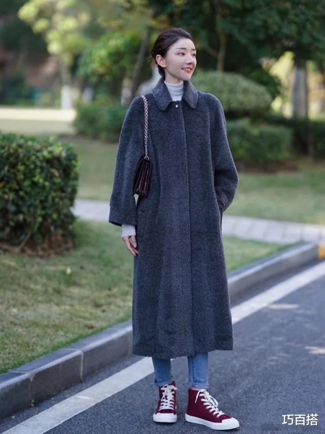 巧百搭 这个冬天来点不一样的吧！用加绒帆布鞋代替其他鞋子，保暖又新颖