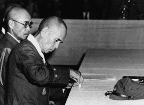 冈村宁次|冈村宁次掌握80万大军，得知天皇无条件投降啥反应？冷冷说了4字