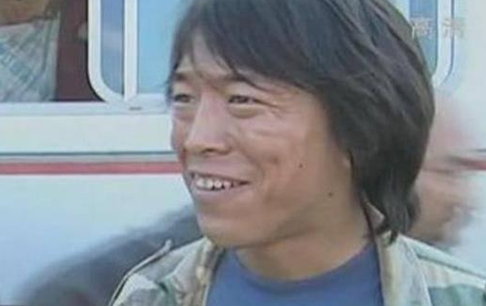 叶璇|明星们花钱也删除不了的照片，叶璇喝醉被人抬着走，场面着实尴尬