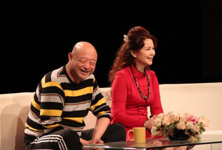 陈寒柏|从相声大师到臭名远扬，5姓家奴的陈寒柏，远比你想象得更糊涂