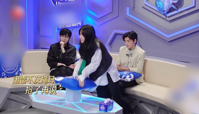 单依纯|名气不大的孟慧圆凭啥敢奇袭《好声音》总冠军单依纯？原因有四点