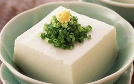 精神分裂症|雌性激素旺盛的女人，通常会有哪些不一样的表现？最好早了解