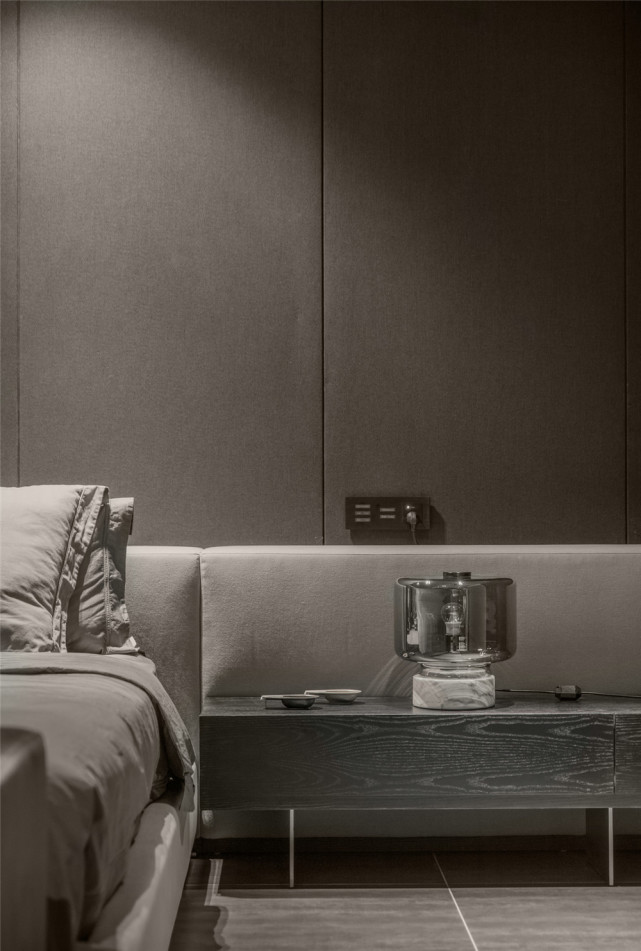 120平高级灰三居室,看似简单却不乏高级