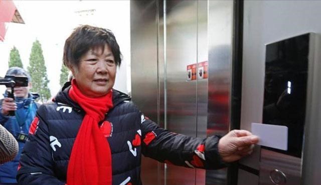 月落等风來|2021年起,加装电梯不再“嫌贵”?单次仅需几毛钱,你愿意吗?