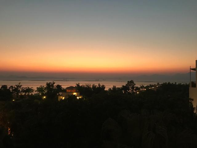 以身说法 刑事诈骗50万后自首，积极退脏，有谅解书，情节轻轻，有可能取保候审或缓刑吗？