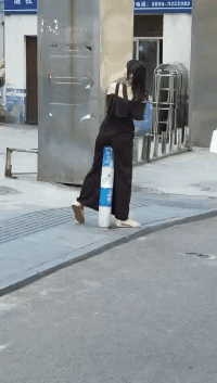 房地产市场|“网友发现一张2000年的报纸，大家感受下那会儿北京的房价！”