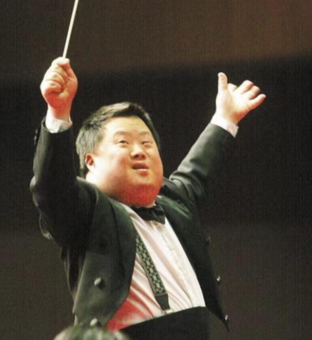 |不懂音乐却被誉为“天才指挥家”的舟舟，被拆穿后，过得怎么样？