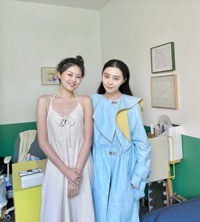 邓文迪|“心机名媛”晚晚，从大脸网红到京圈贵妇，手段堪比邓文迪