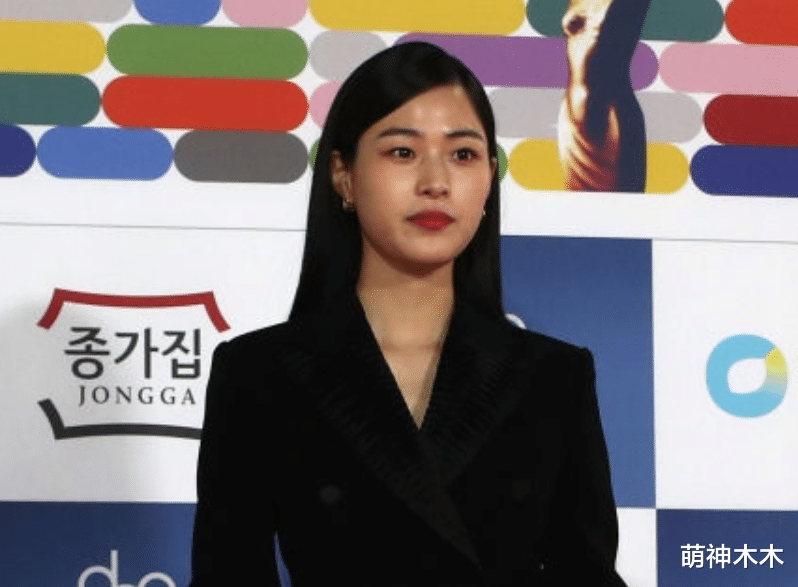 生图|外网曝光韩国青龙奖明星生图，油光满面脸僵嘴歪，宋仲基一脸憔悴