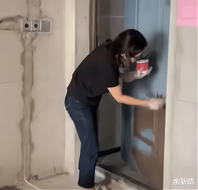 余新晴|95后女孩花光10年积蓄买房，从她身上我看到了现在女孩欠缺的独立