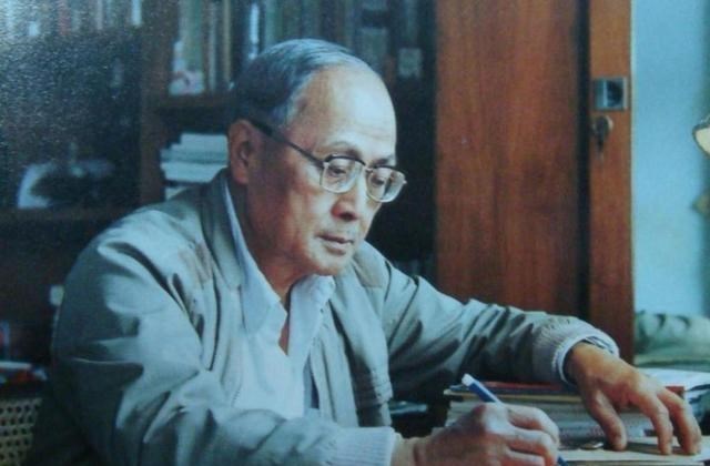 台湾 新婚9天泪别妻子，潜伏台湾省40多年，晚年回归才知家中儿孙满堂