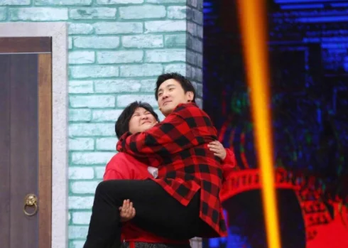 沈腾|沈腾被孙红雷取代?综艺海报已没有他的身影,网友:导演自信过头