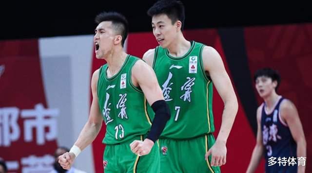 遼寧男籃|郭艾倫23分遼籃仍慘敗四川，宏遠(yuǎn)徐杰跟腱受傷，新疆官宣好消息