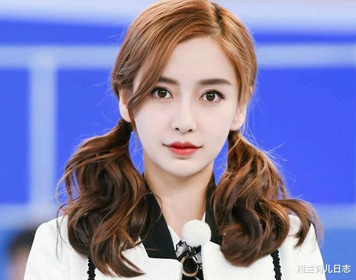 Angelababy|从顶流到配角，杨颖完美地诠释了什么叫“把一手好牌打得稀烂”！