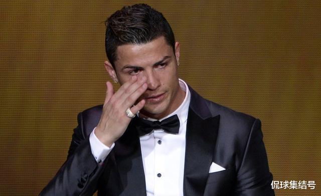 C罗|金球官方，你太双标！13年能延期，这次却要按时颁奖，CR7怎能不生气？
