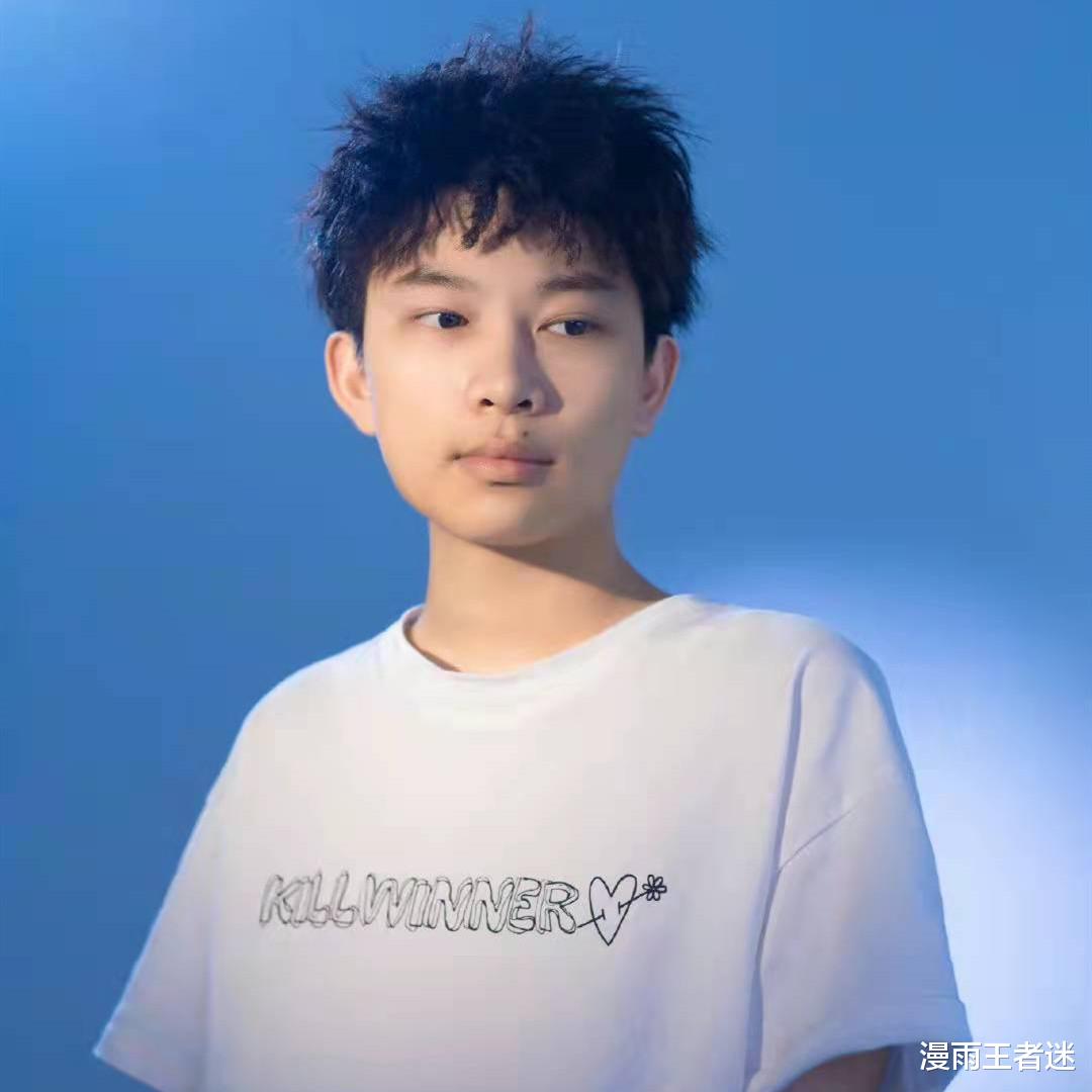 kpl|瓜主剧透：estar梓墨将挂700万，或成转会期最大看点，WB很感兴趣