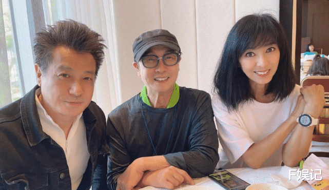 |3位TVB实力派老戏骨开心相聚 被传中风的刘松仁精神状态很好