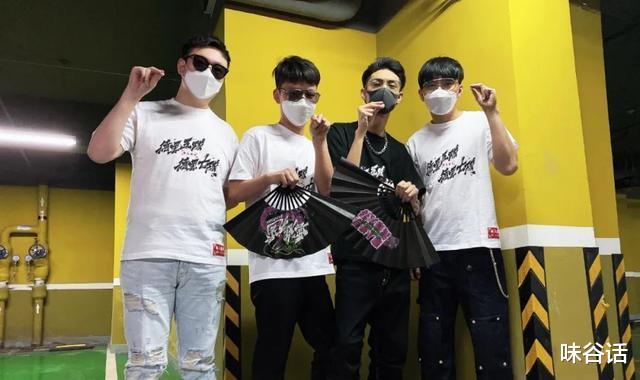 |德云社秦霄贤生日，粉丝期待老秦的空降，孙九香：花钱买个教训吧