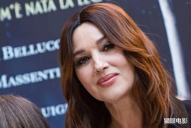 莫妮卡·贝鲁奇|地球球花老了，莫妮卡亮相新片发布会，57的她满脸皱纹快要认不出