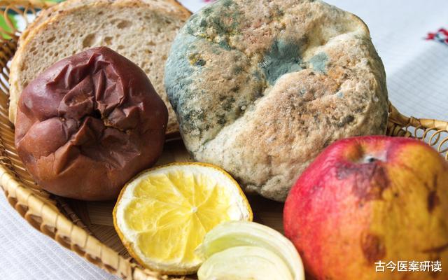 尿酸|吃土豆会损伤肝脏?医生提醒:愚昧,这3种食物比酒精还伤肝