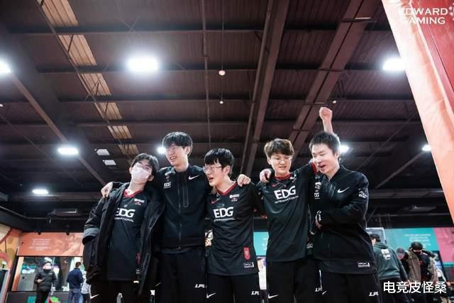 edg战队|EDG完全体归来？Scout机场遇突发事件，网友怒斥这不是饭圈