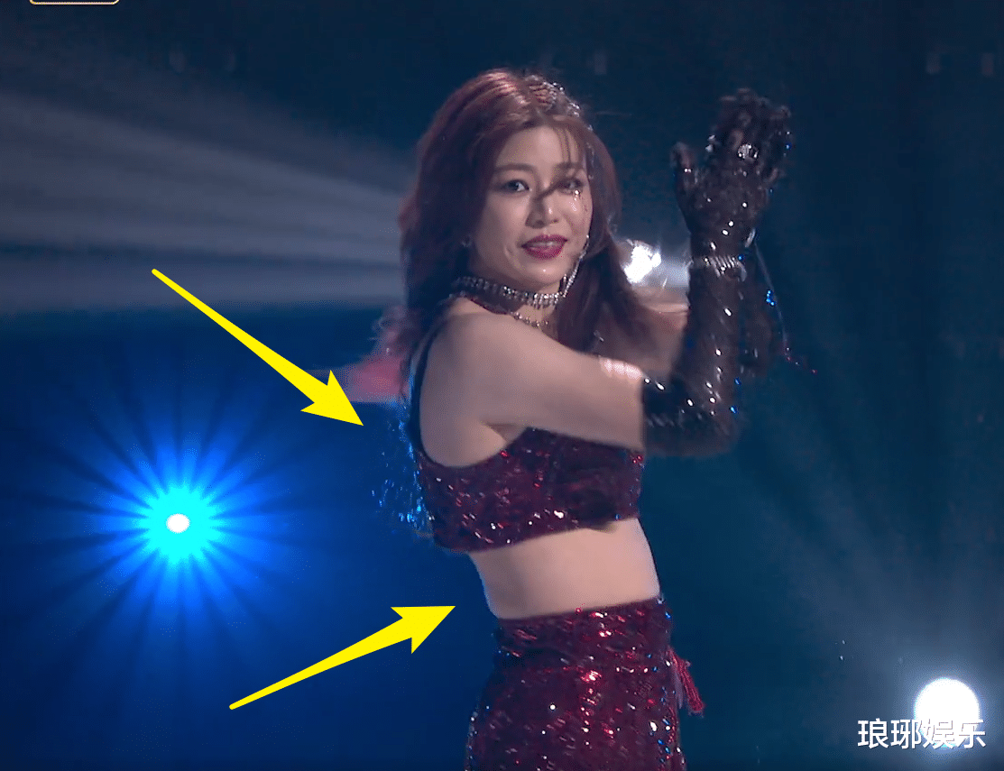 陈妍希|还在说陈妍希像120斤？看清她练习室的生图，这个误会有点大